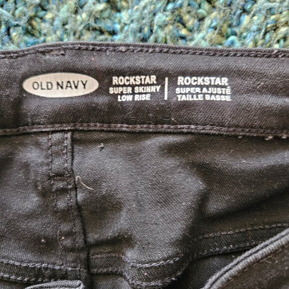 SOLD Old Navy Rockstar Super Skinny Low Rise Jeans - Picture 2 of 6